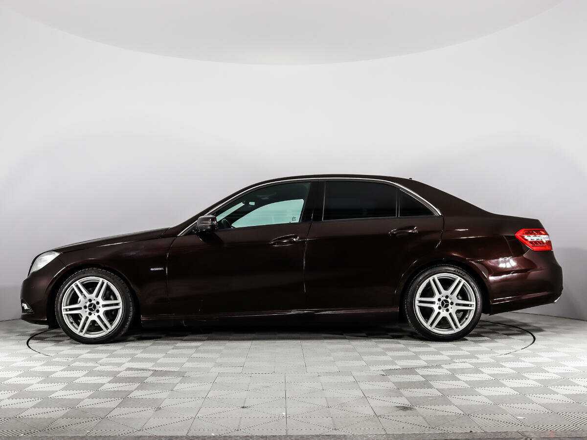 Mercedes-Benz E-Класс с пробегом — 2011 год. Фото: #7