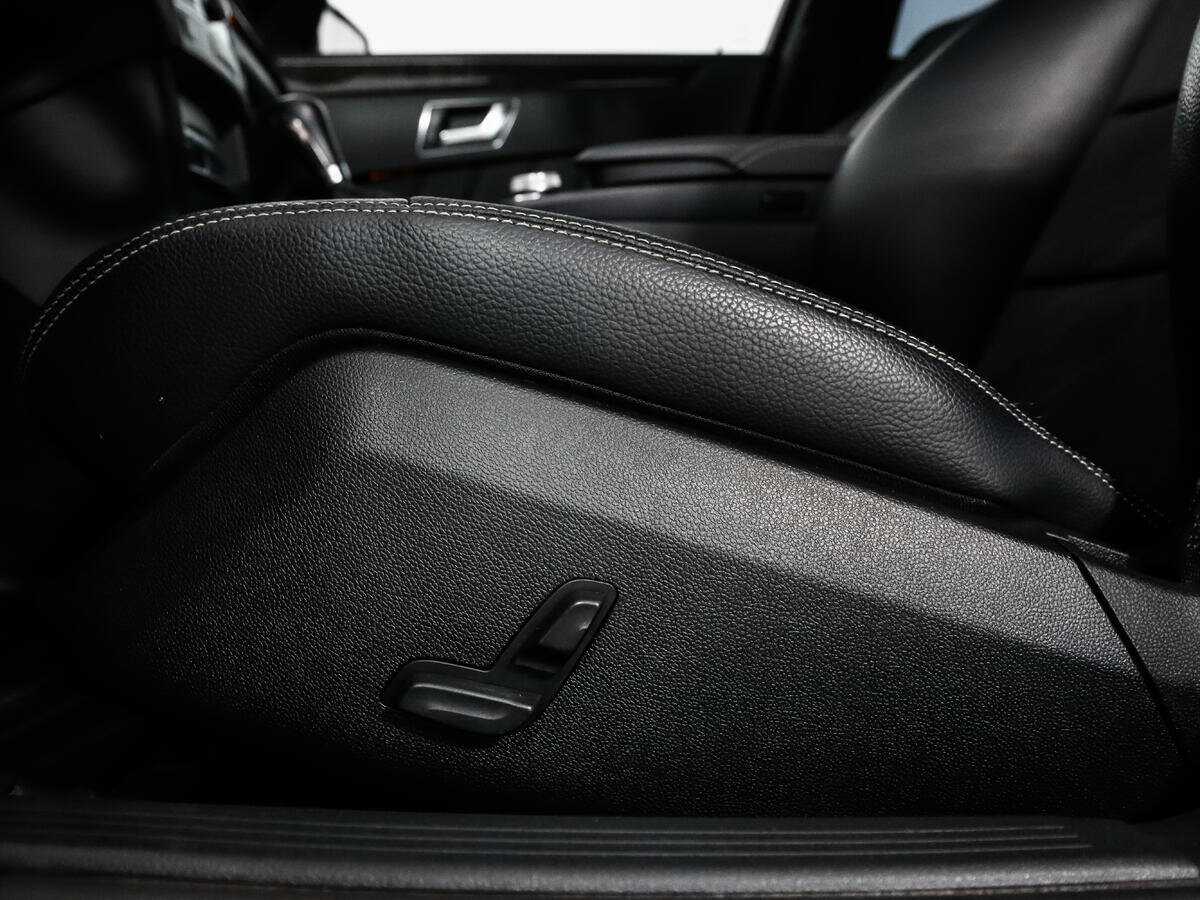 Mercedes-Benz E-Класс с пробегом — 2011 год. Фото: #9