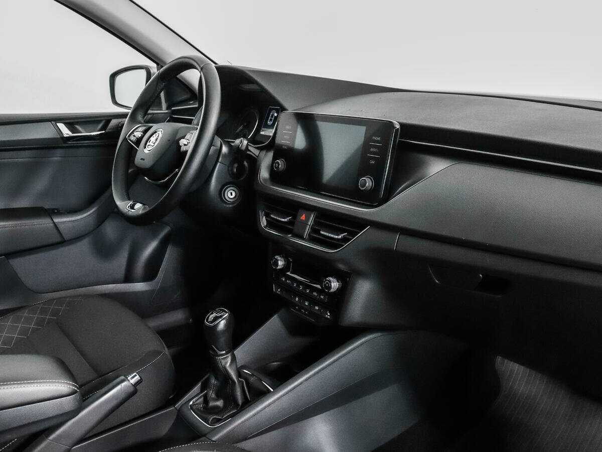 Skoda Rapid с пробегом — 2020 год. Фото: #10