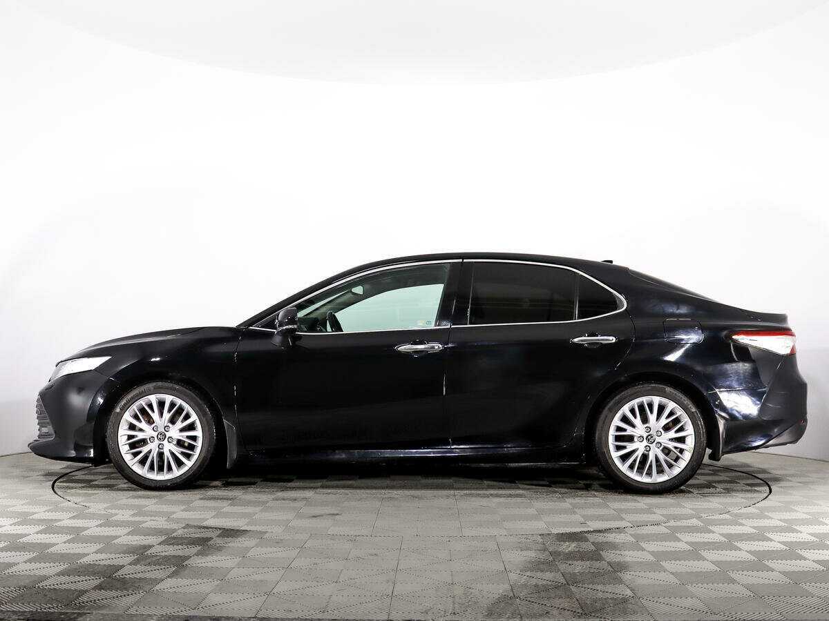 Toyota Camry с пробегом — 2019 год. Фото: #7