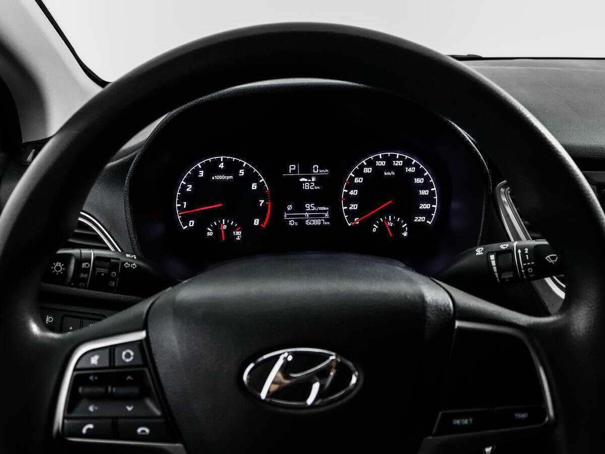 Hyundai Solaris с пробегом — 2021 год. Фото: #14