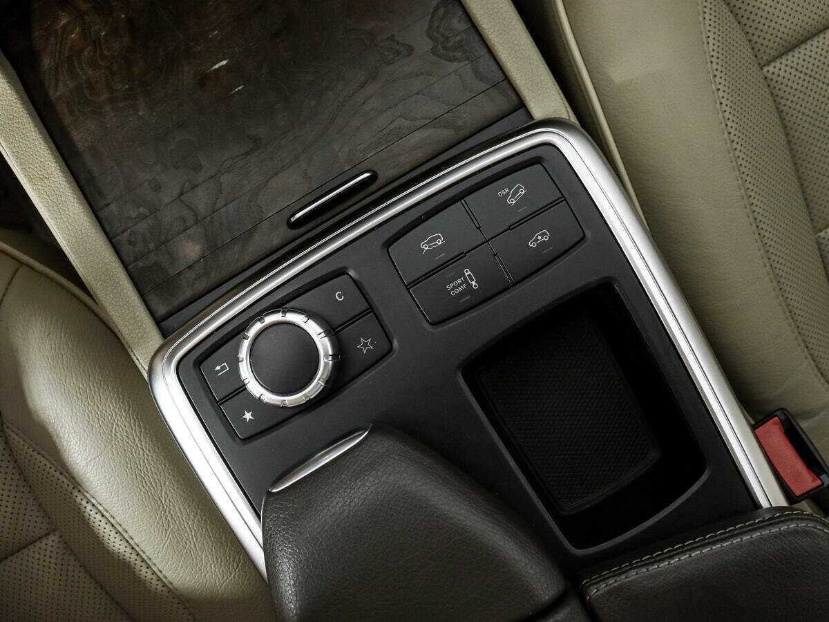 Mercedes-Benz GL-Класс с пробегом — 2013 год. Фото: #11