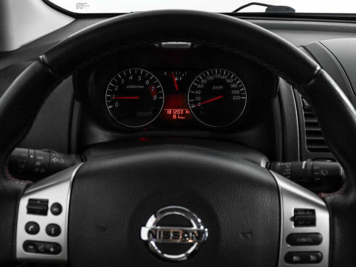 Nissan Note с пробегом — 2010 год. Фото: #12