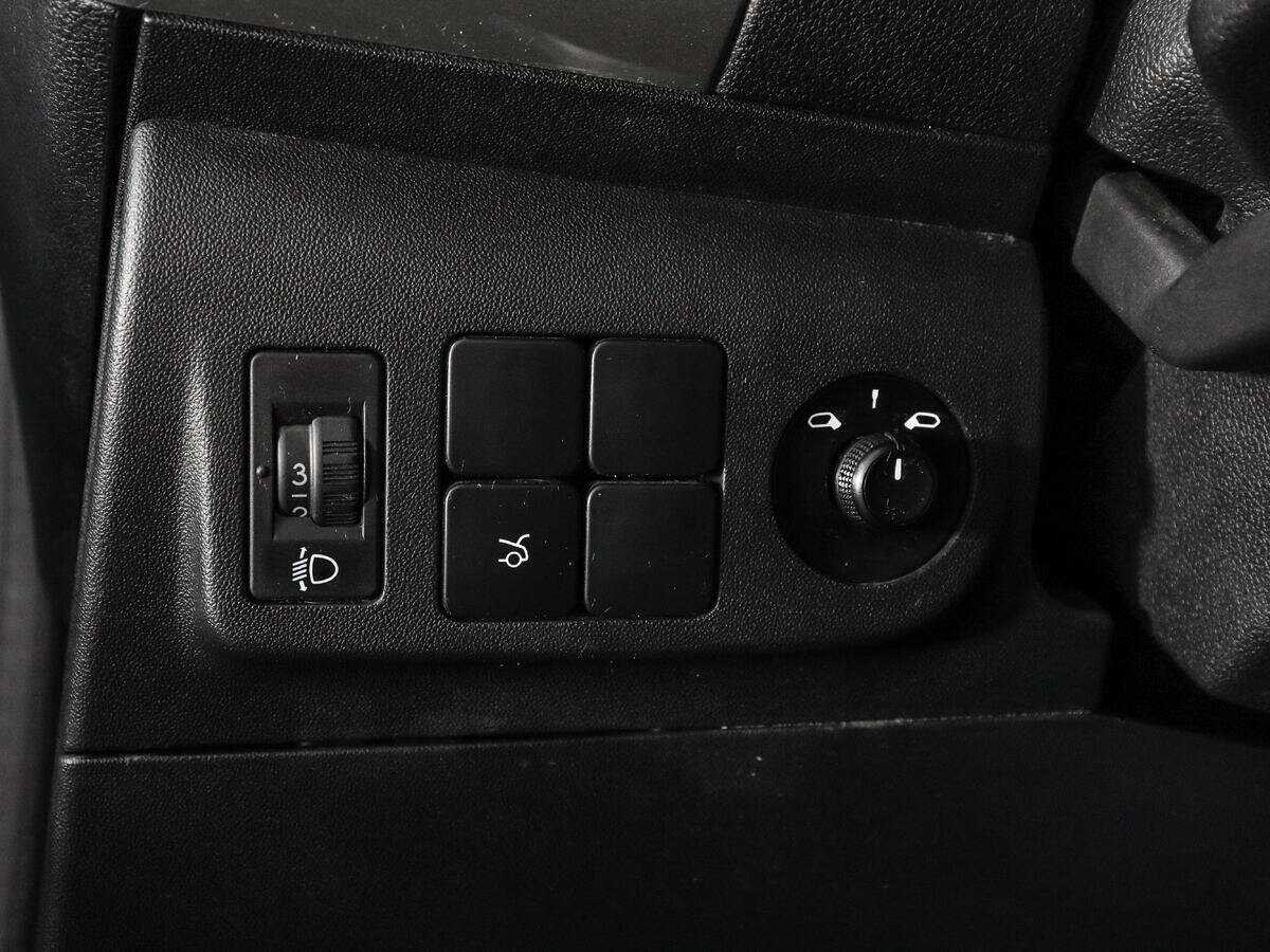 Citroen C-Elysee с пробегом — 2013 год. Фото: #9