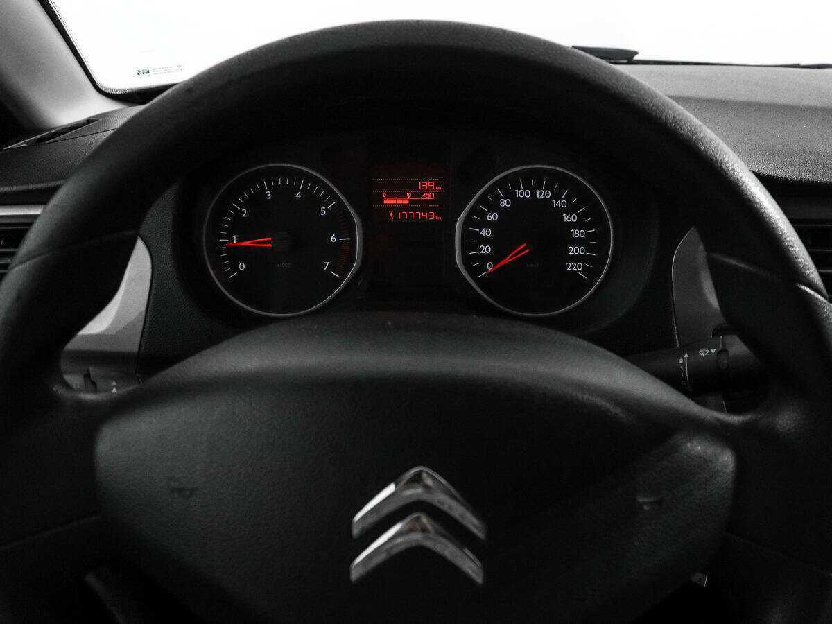 Citroen C-Elysee с пробегом — 2013 год. Фото: #14