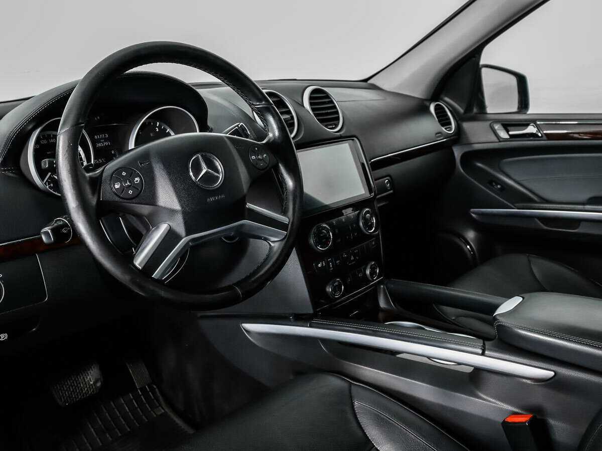 Mercedes-Benz GL-Класс с пробегом — 2011 год. Фото: #8