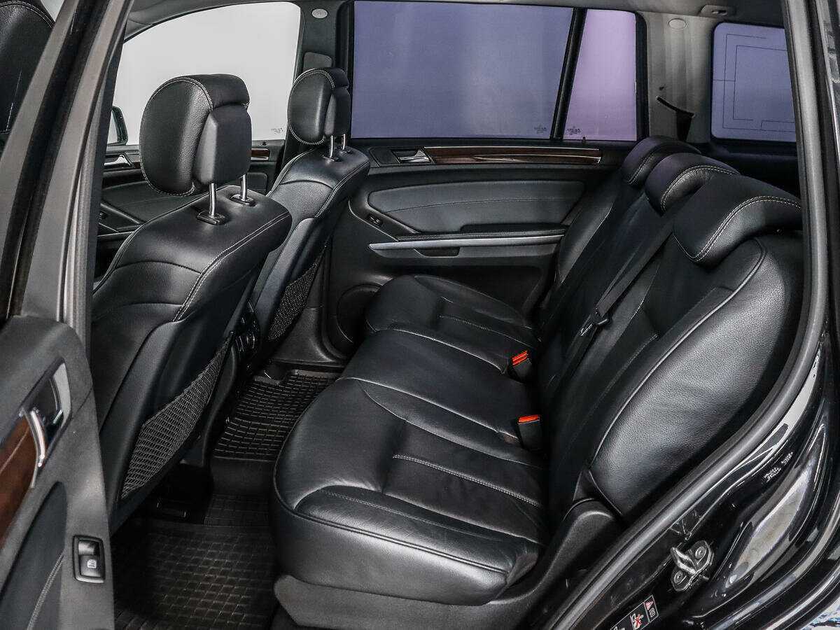 Mercedes-Benz GL-Класс с пробегом — 2011 год. Фото: #10