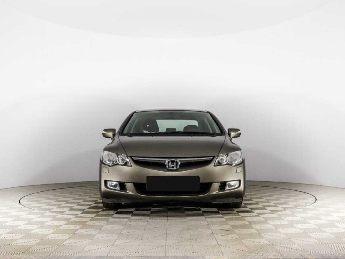 Honda Civic с пробегом — 2008 год. Фото: #1