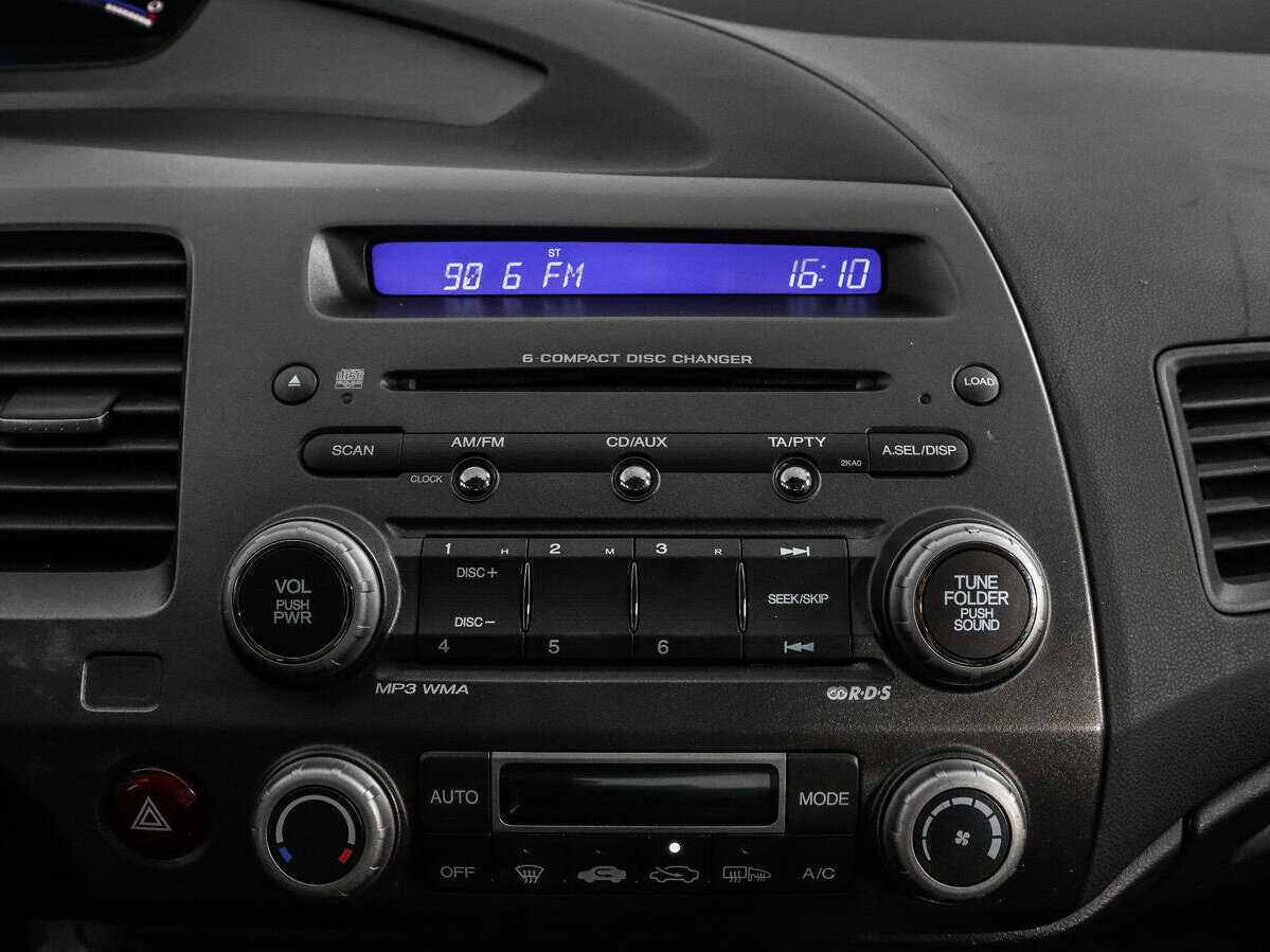 Honda Civic с пробегом — 2008 год. Фото: #10