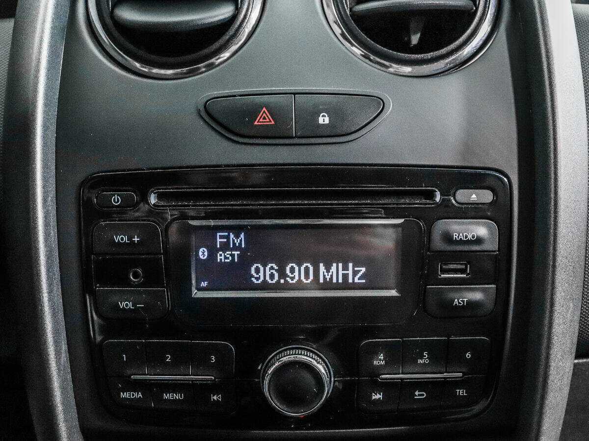 Renault Duster с пробегом — 2016 год. Фото: #12