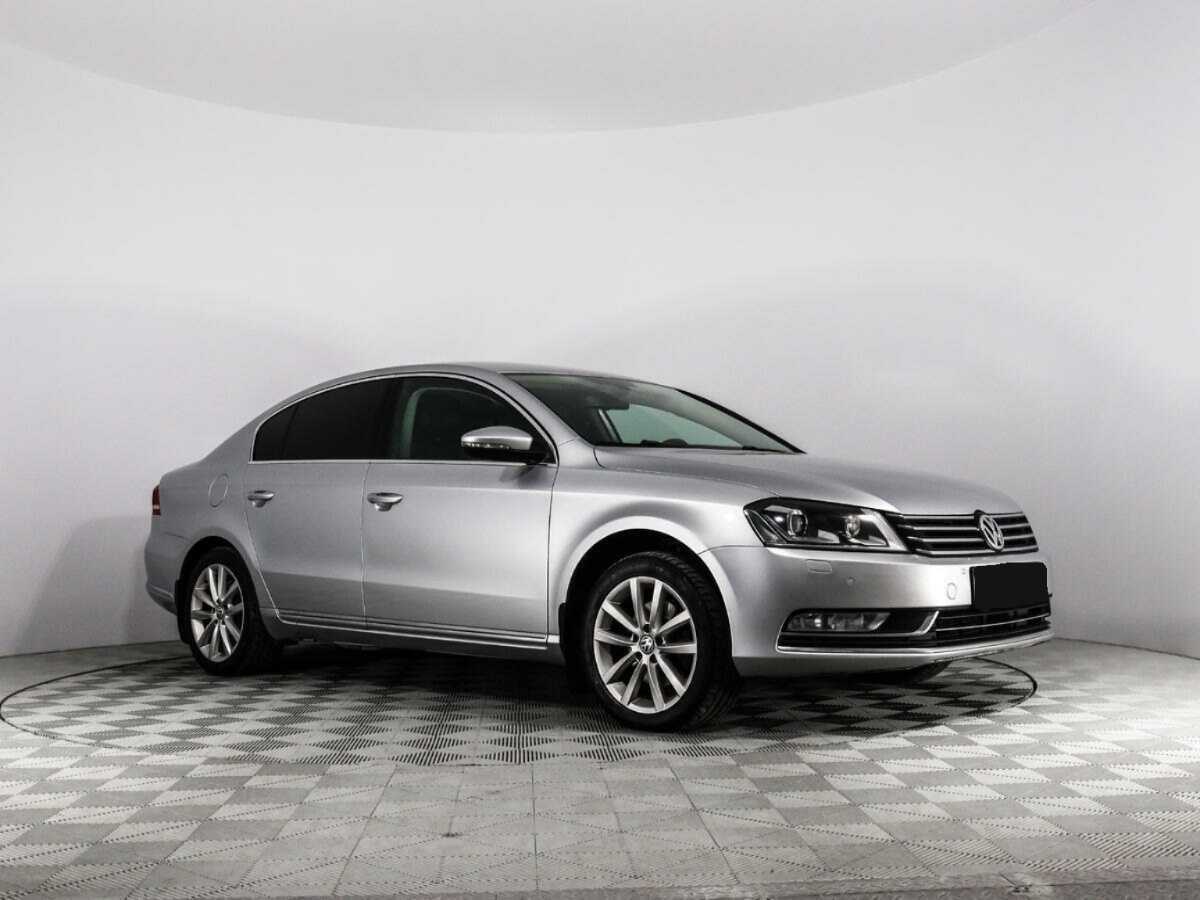 Volkswagen Passat с пробегом — 2011 год. Фото: #2
