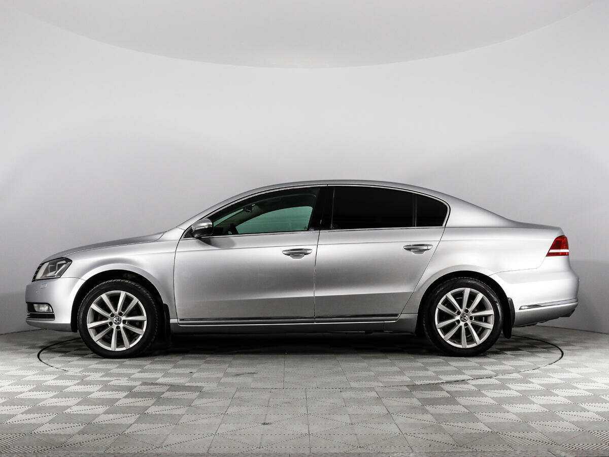 Volkswagen Passat с пробегом — 2011 год. Фото: #7