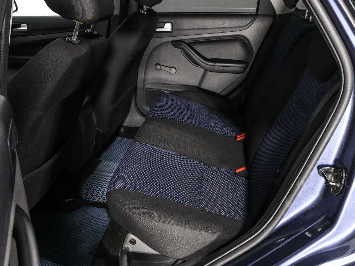 Ford Focus с пробегом — 2008 год. Фото: #9