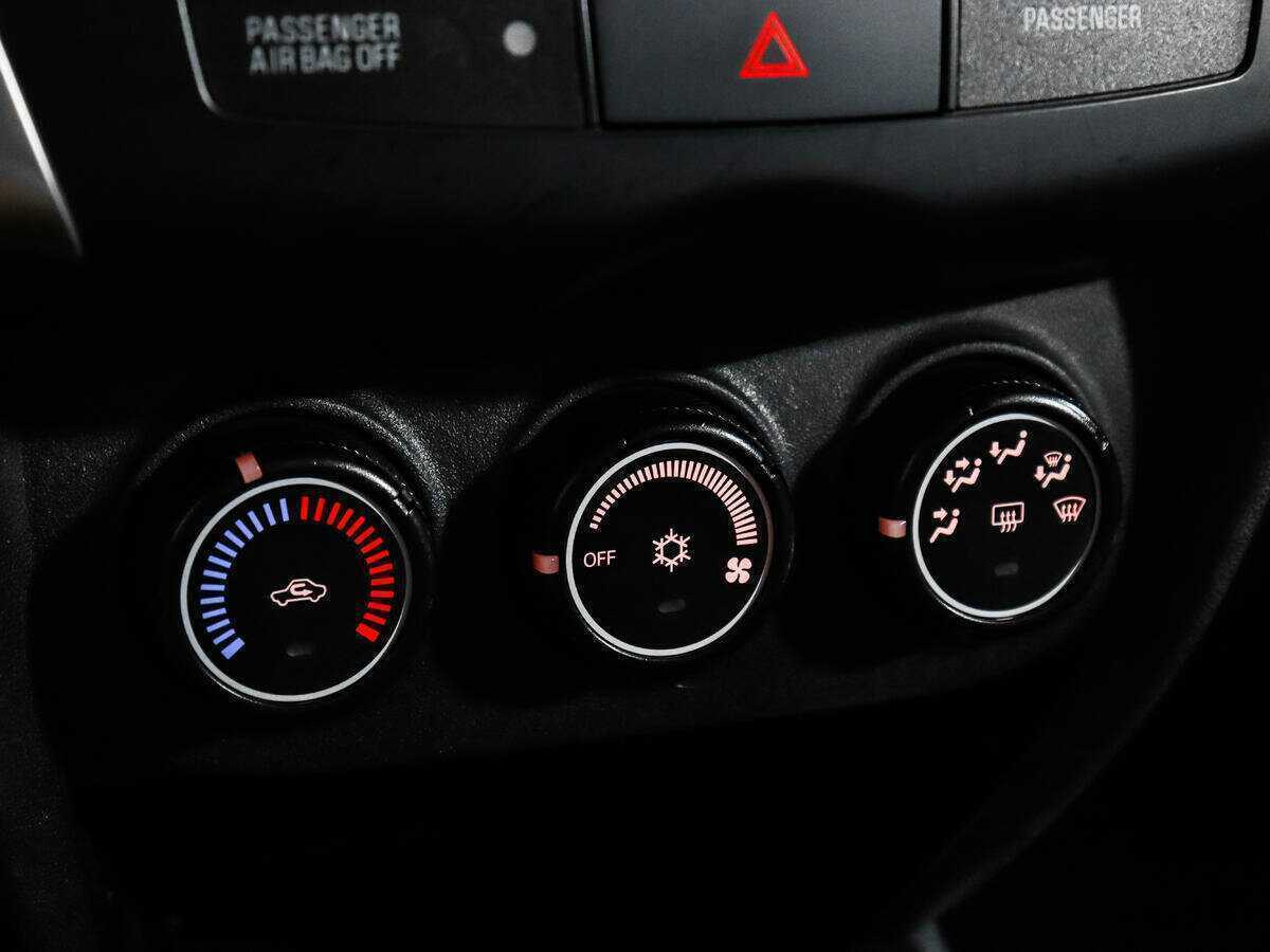 Mitsubishi ASX с пробегом — 2011 год. Фото: #12