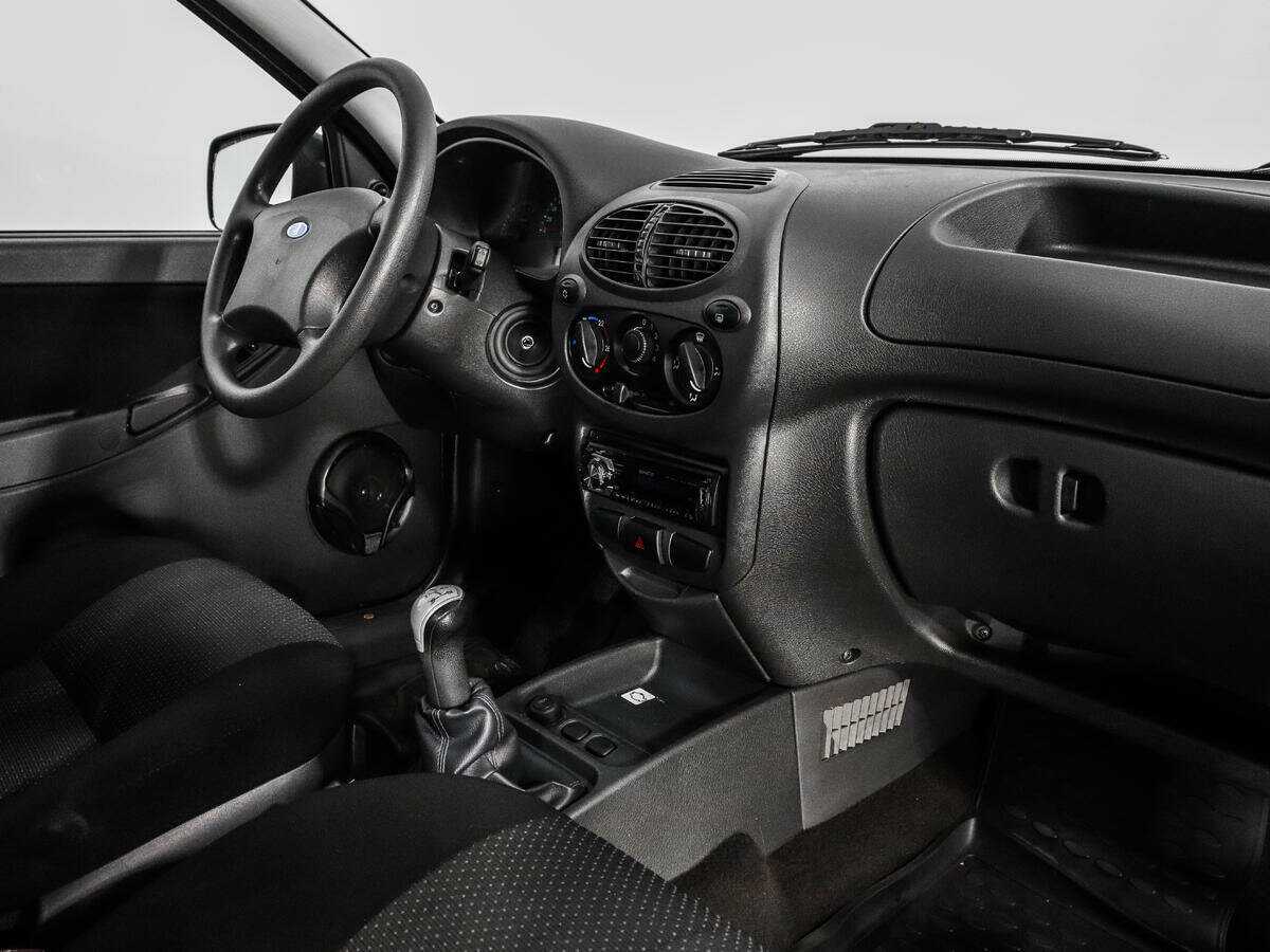 Lada (ВАЗ) Kalina с пробегом — 2013 год. Фото: #10