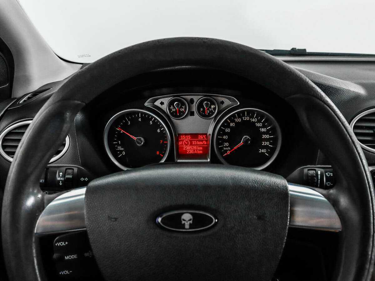 Ford Focus с пробегом — 2008 год. Фото: #15