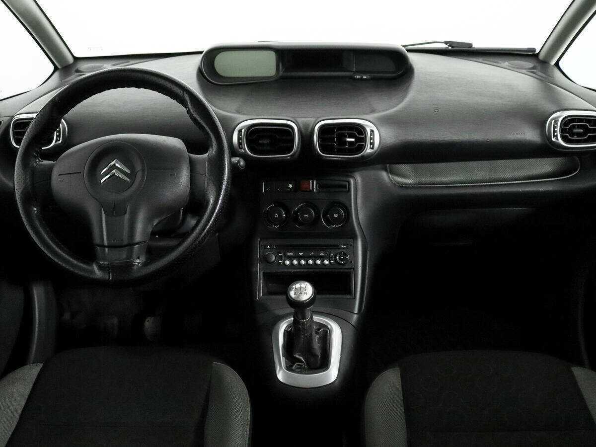 Citroen C3 Picasso с пробегом — 2011 год. Фото: #11