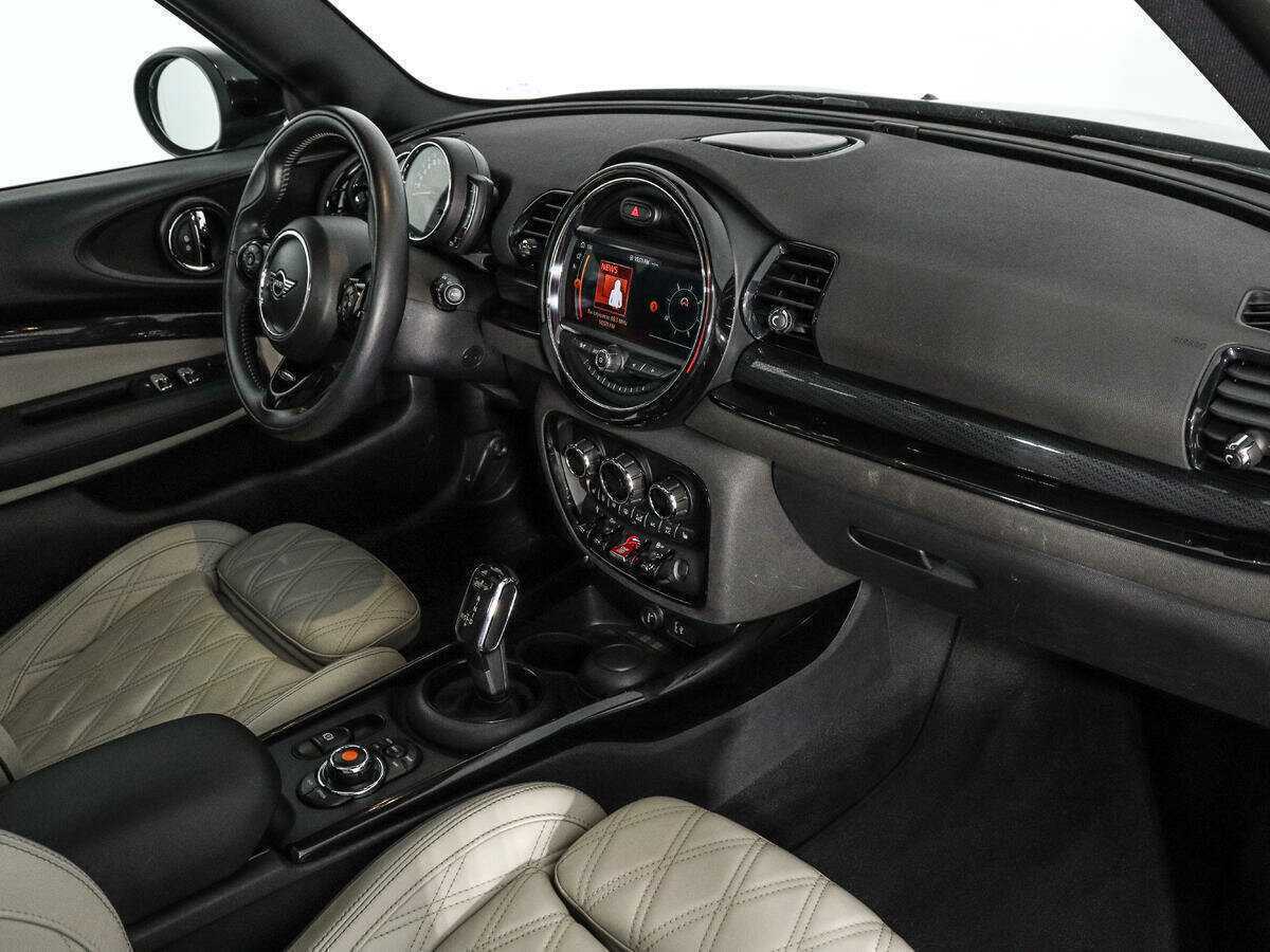 Mini Clubman с пробегом — 2019 год. Фото: #11