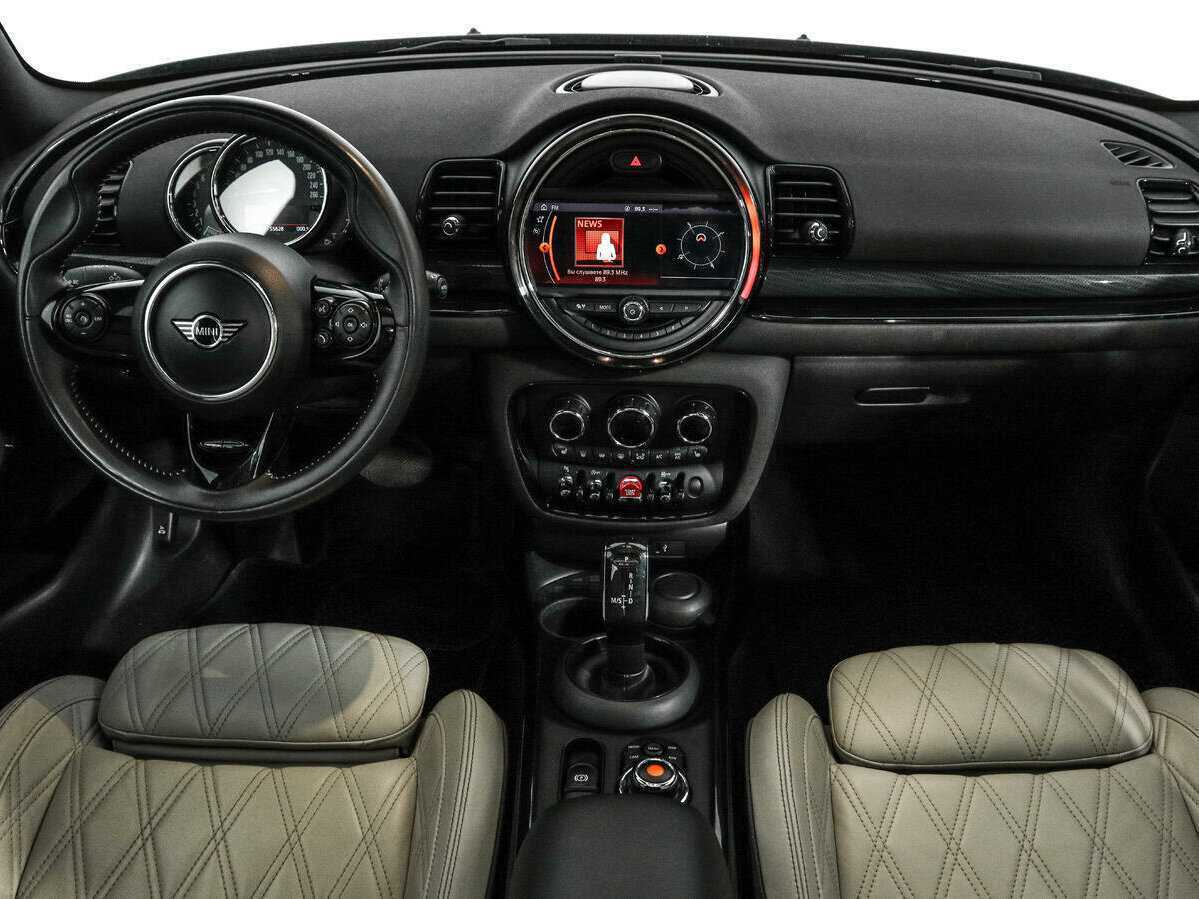 Mini Clubman с пробегом — 2019 год. Фото: #12