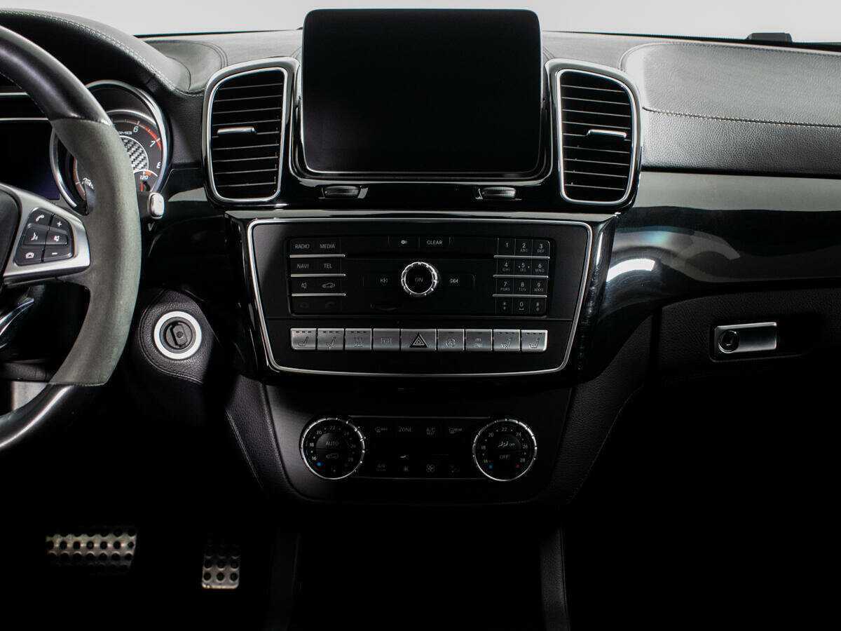 Mercedes-Benz GLS AMG с пробегом — 2016 год. Фото: #10
