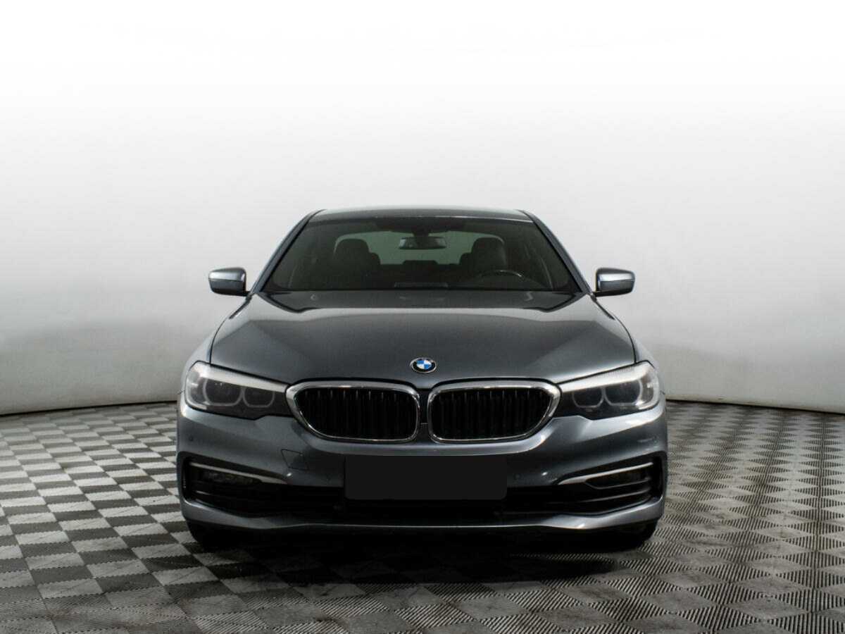 BMW 5 серии с пробегом — 2018 год. Фото: #1