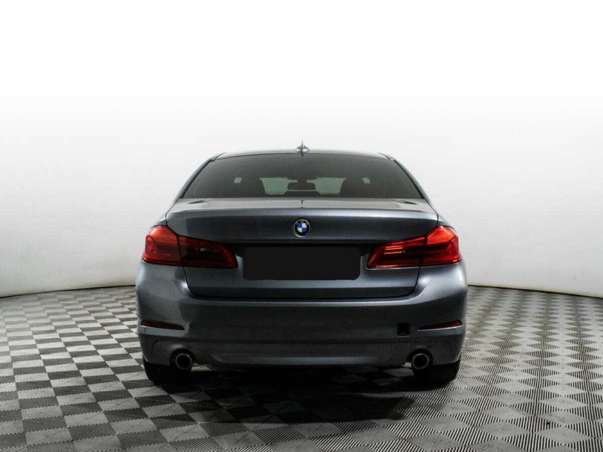 BMW 5 серии с пробегом — 2018 год. Фото: #3