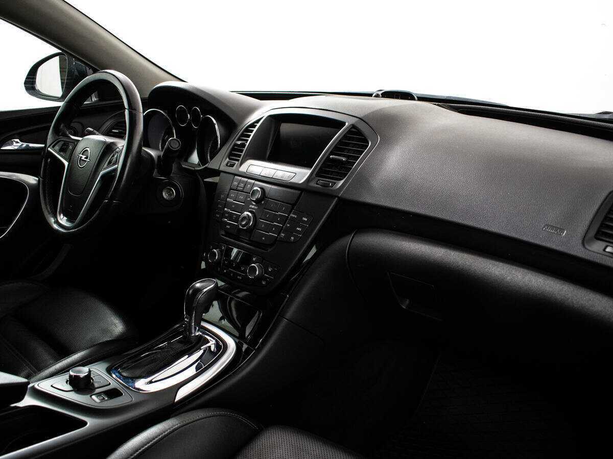 Opel Insignia с пробегом — 2011 год. Фото: #7