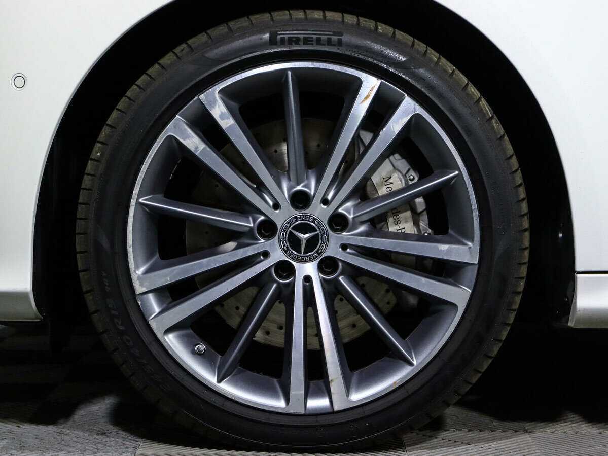 Mercedes-Benz CLS с пробегом — 2018 год. Фото: #12