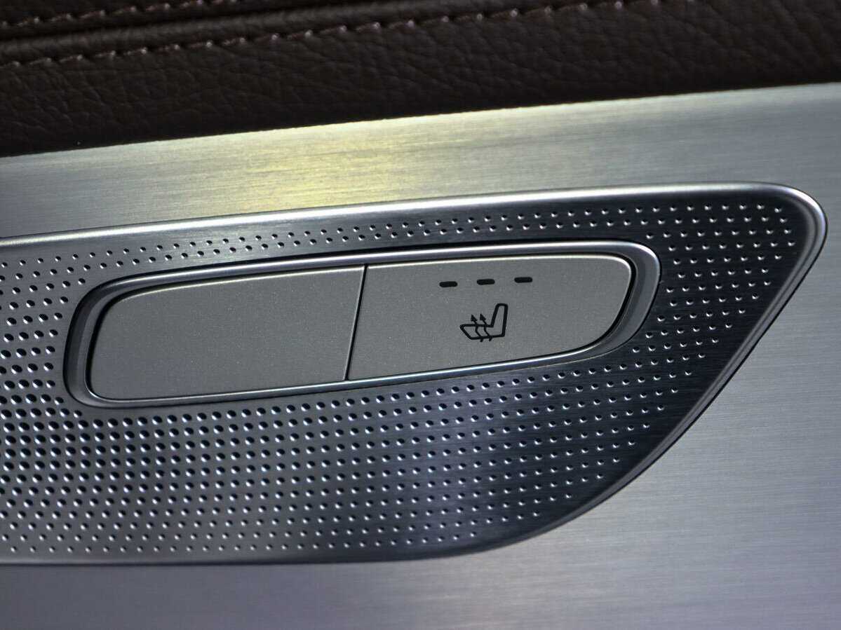 Mercedes-Benz CLS с пробегом — 2018 год. Фото: #15