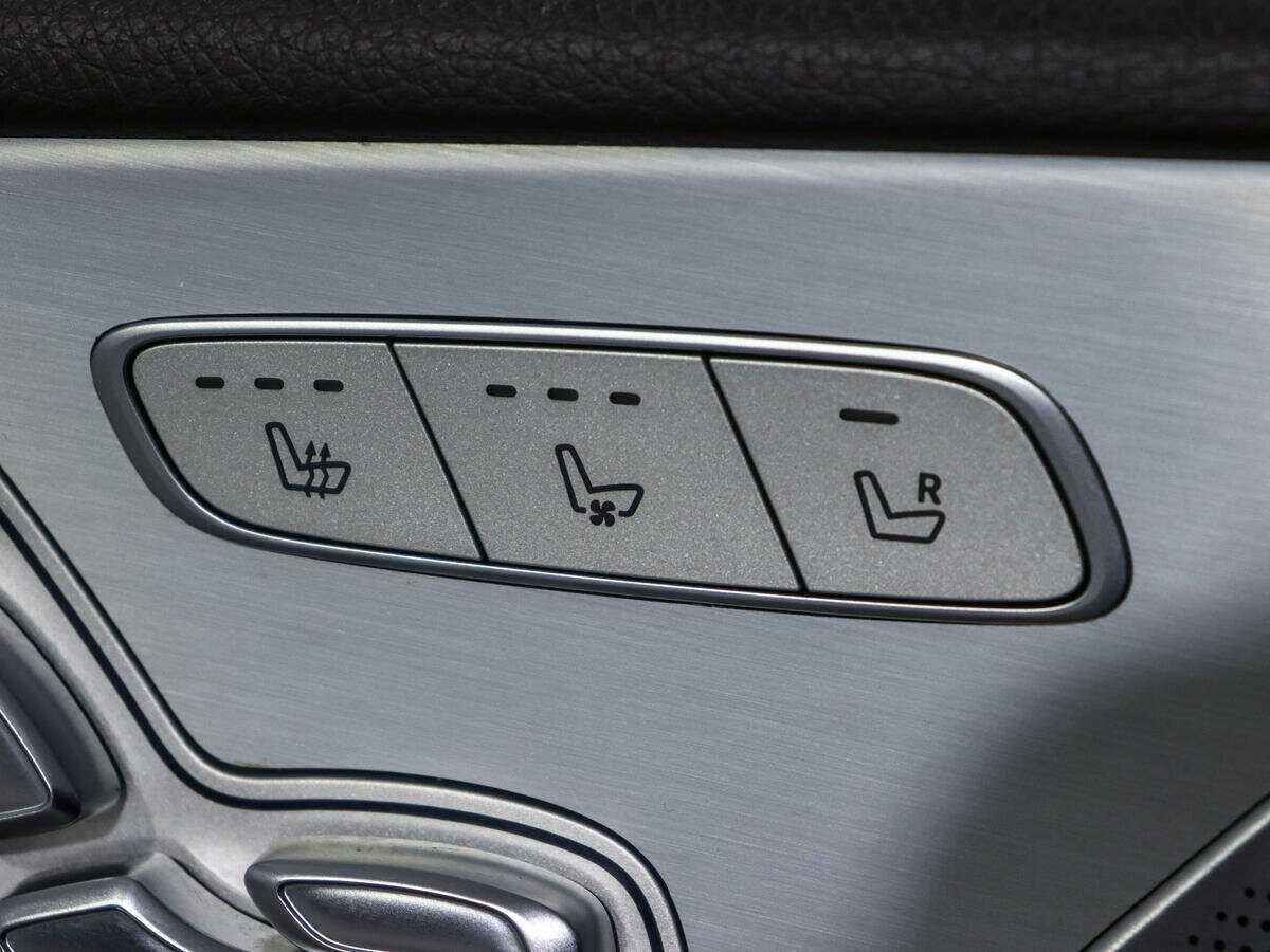 Mercedes-Benz CLS с пробегом — 2018 год. Фото: #20