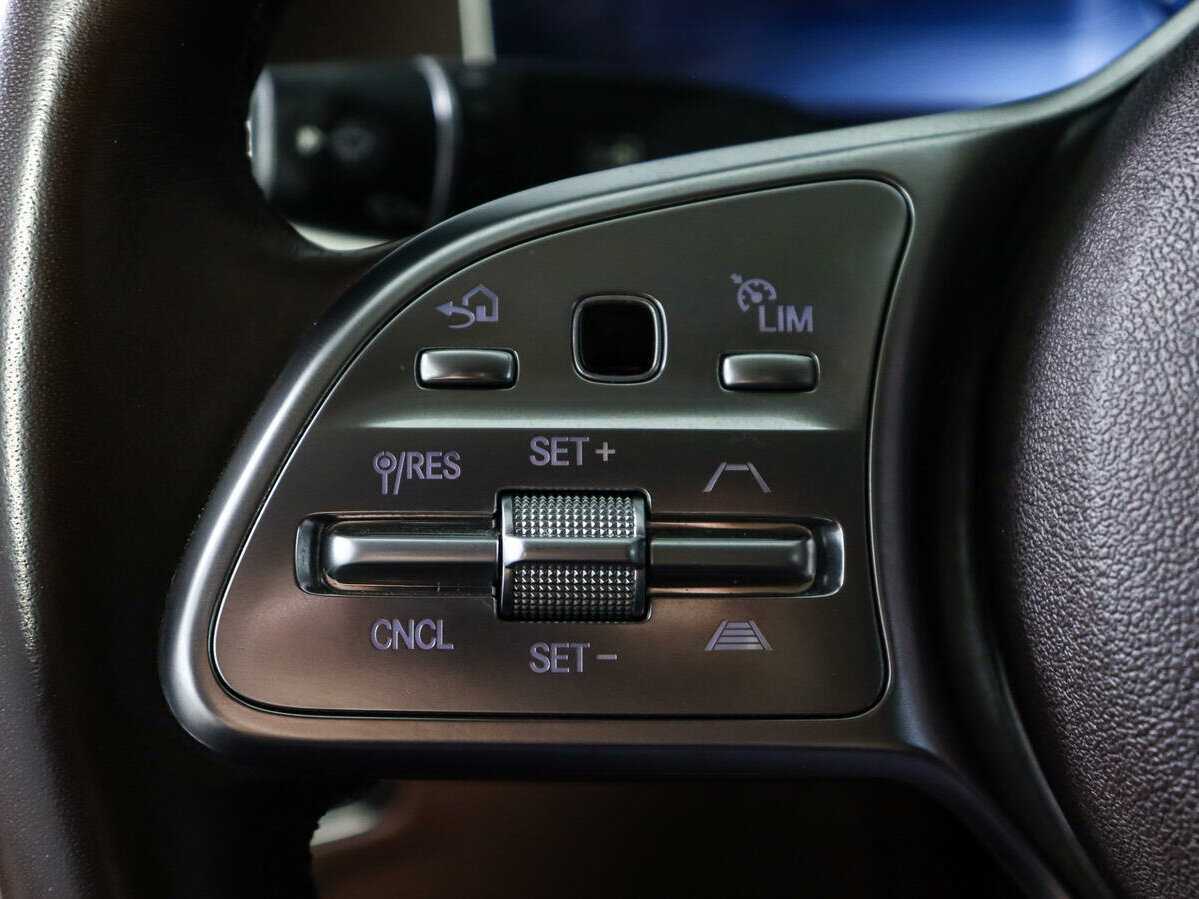 Mercedes-Benz CLS с пробегом — 2018 год. Фото: #25