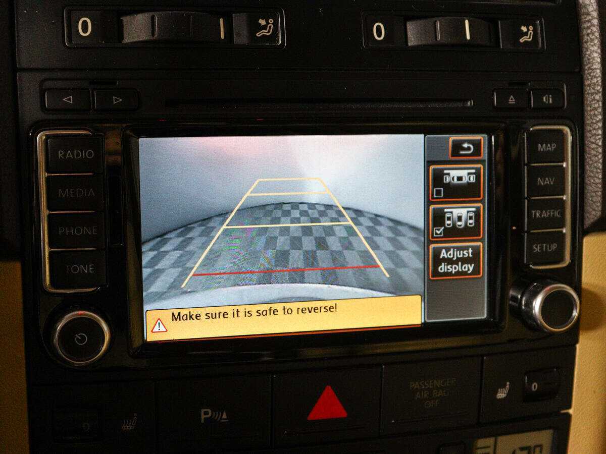 Volkswagen Touareg с пробегом — 2008 год. Фото: #15