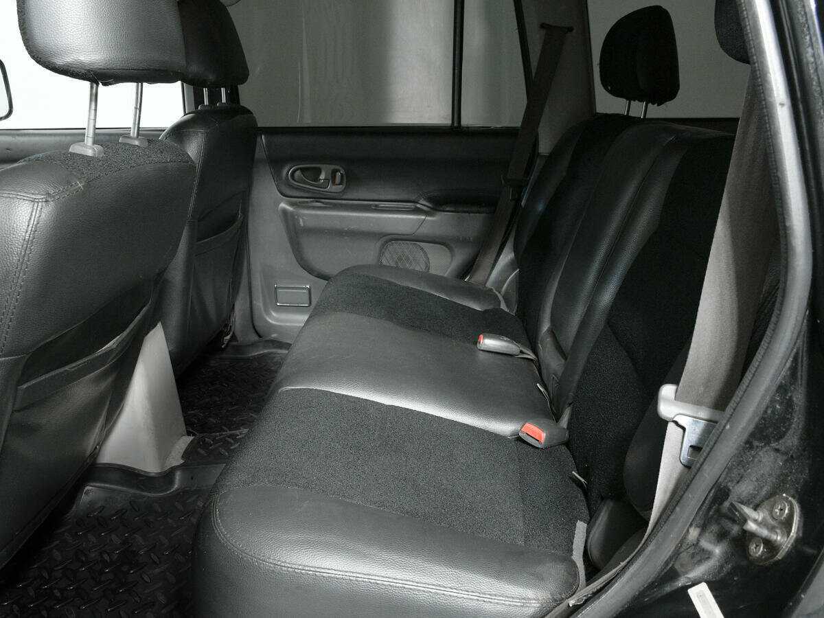 Mitsubishi Montero Sport с пробегом — 2002 год. Фото: #8