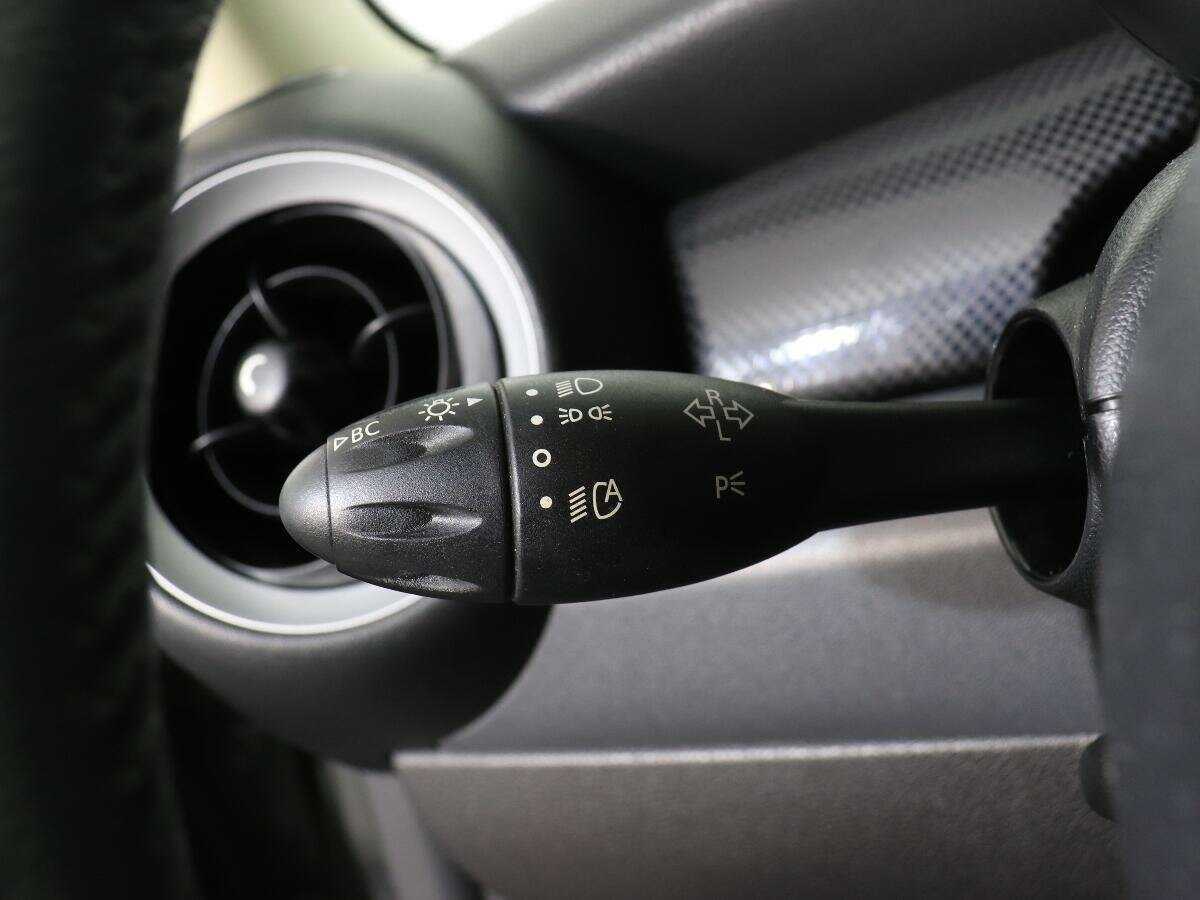 Mini Hatch с пробегом — 2011 год. Фото: #10