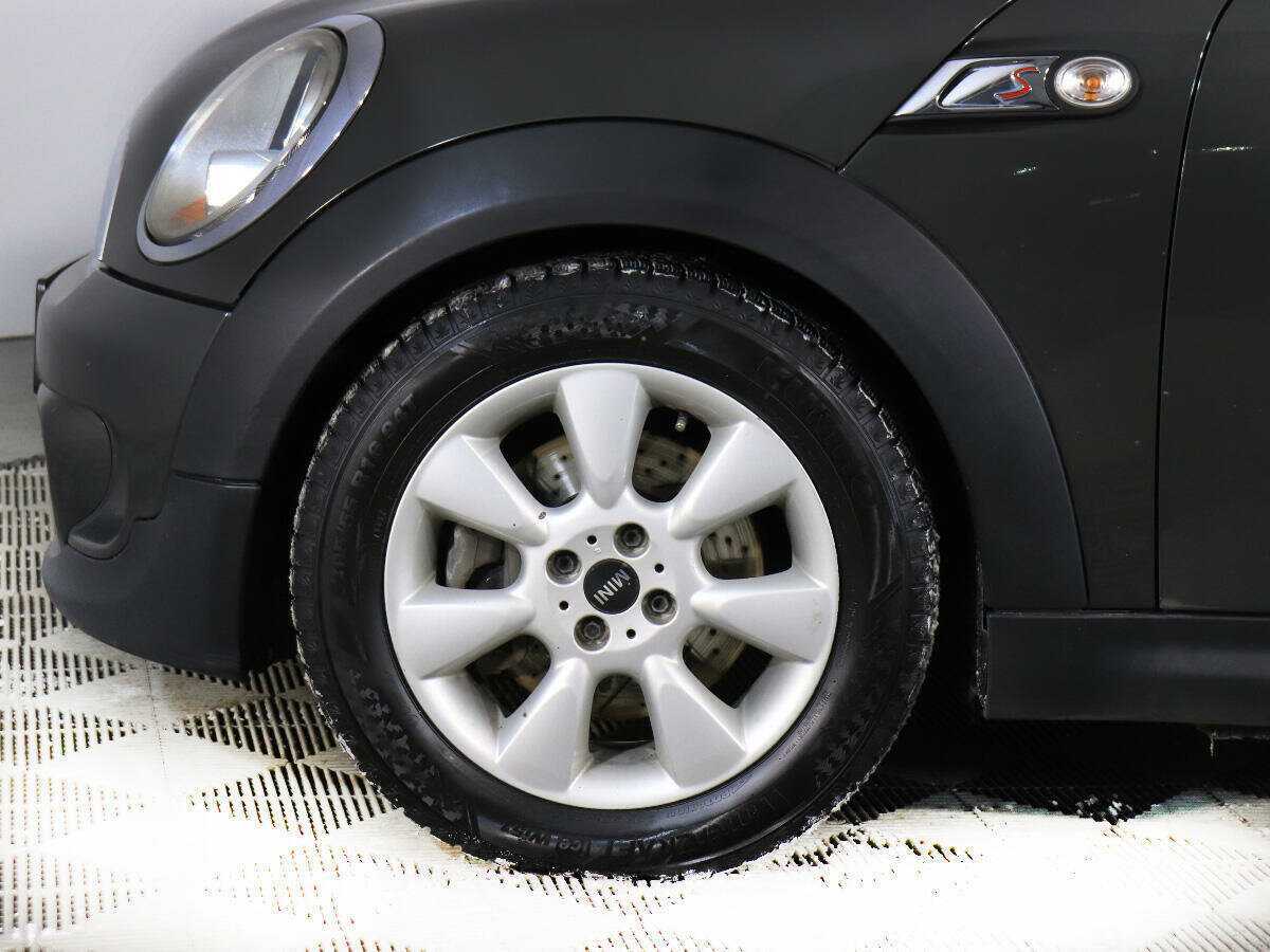 Mini Hatch с пробегом — 2011 год. Фото: #15