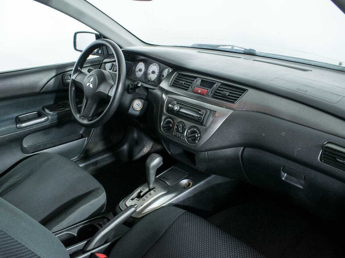Mitsubishi Lancer с пробегом — 2009 год. Фото: #8