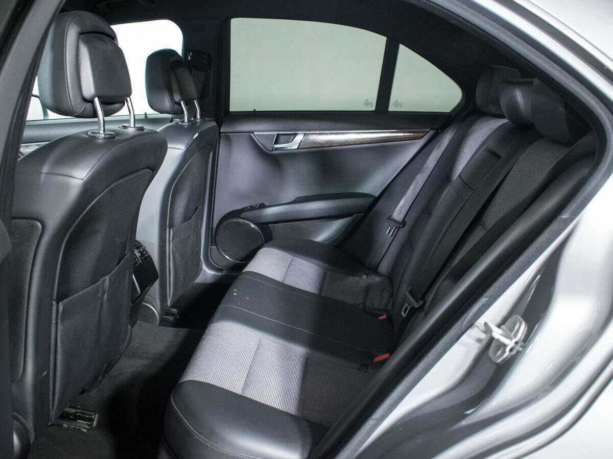 Mercedes-Benz C-Класс с пробегом — 2009 год. Фото: #9