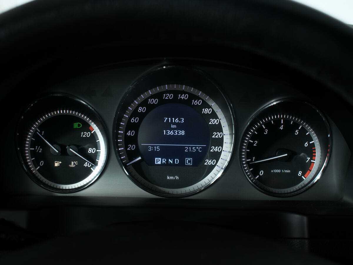 Mercedes-Benz C-Класс с пробегом — 2009 год. Фото: #10