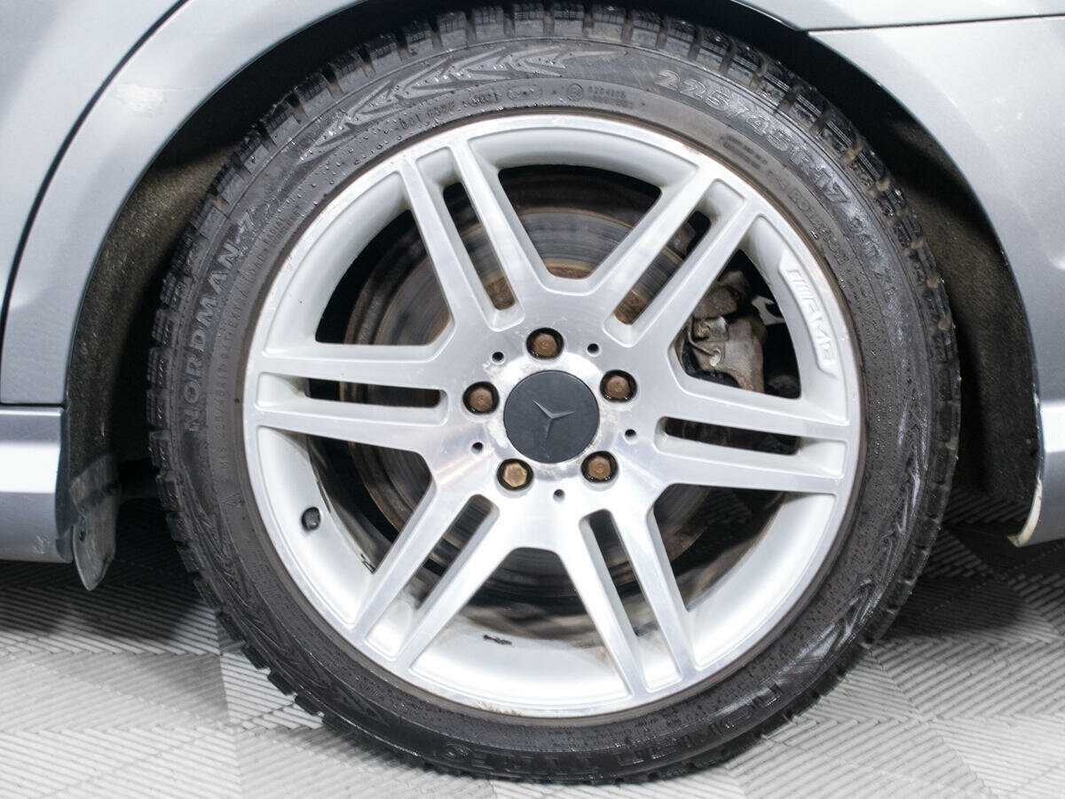 Mercedes-Benz C-Класс с пробегом — 2009 год. Фото: #16