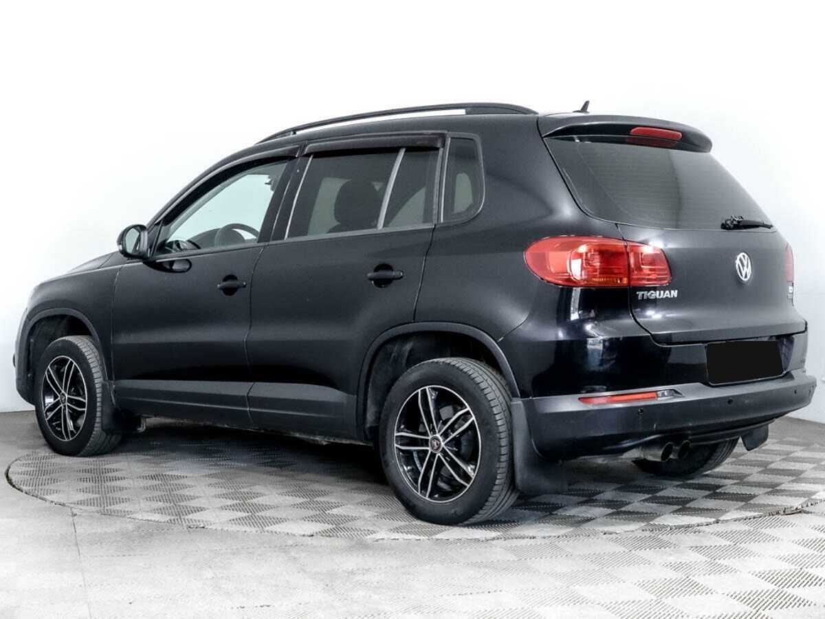 Volkswagen Tiguan с пробегом — 2011 год. Фото: #5