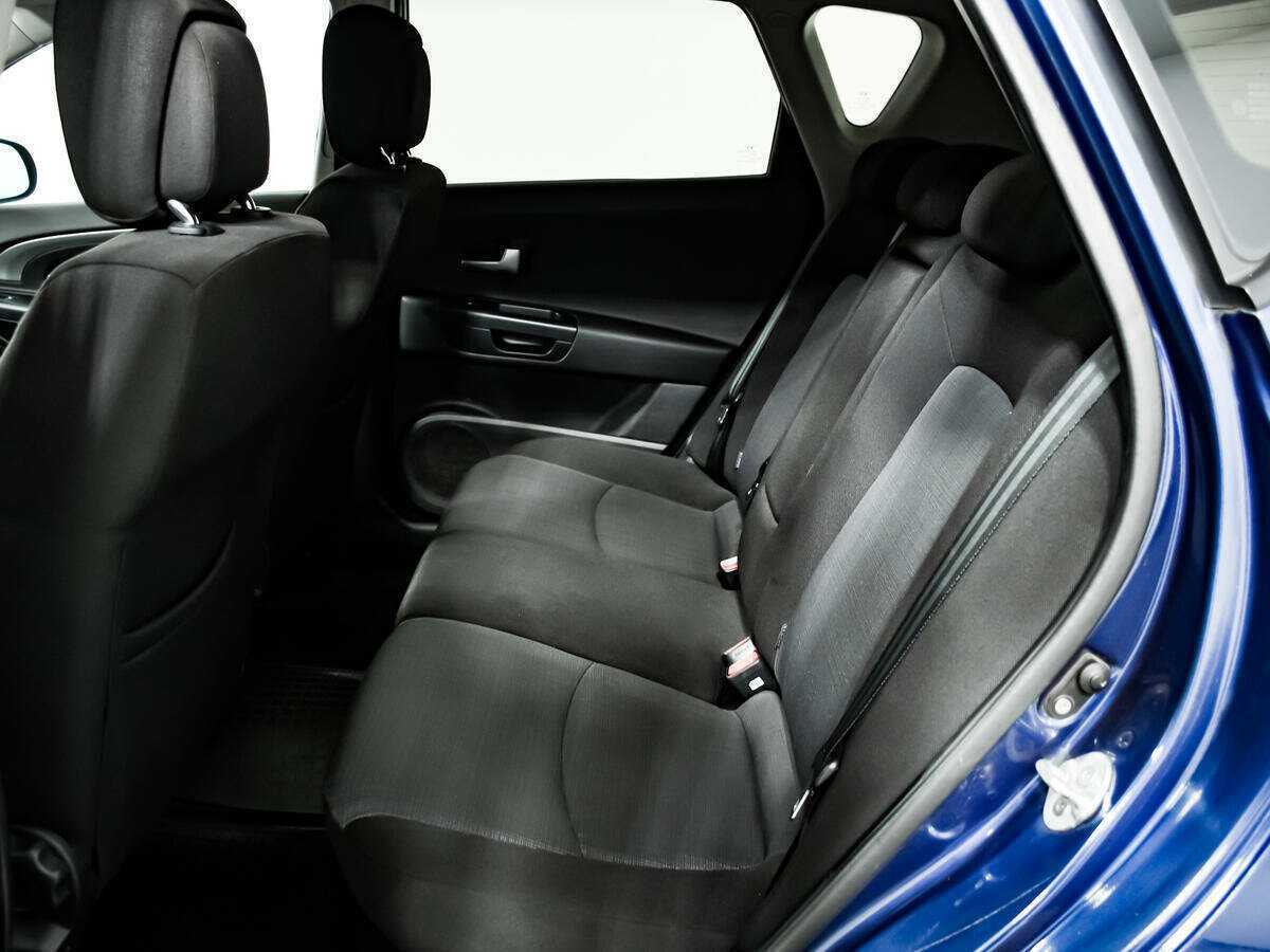 Kia Ceed с пробегом — 2010 год. Фото: #11