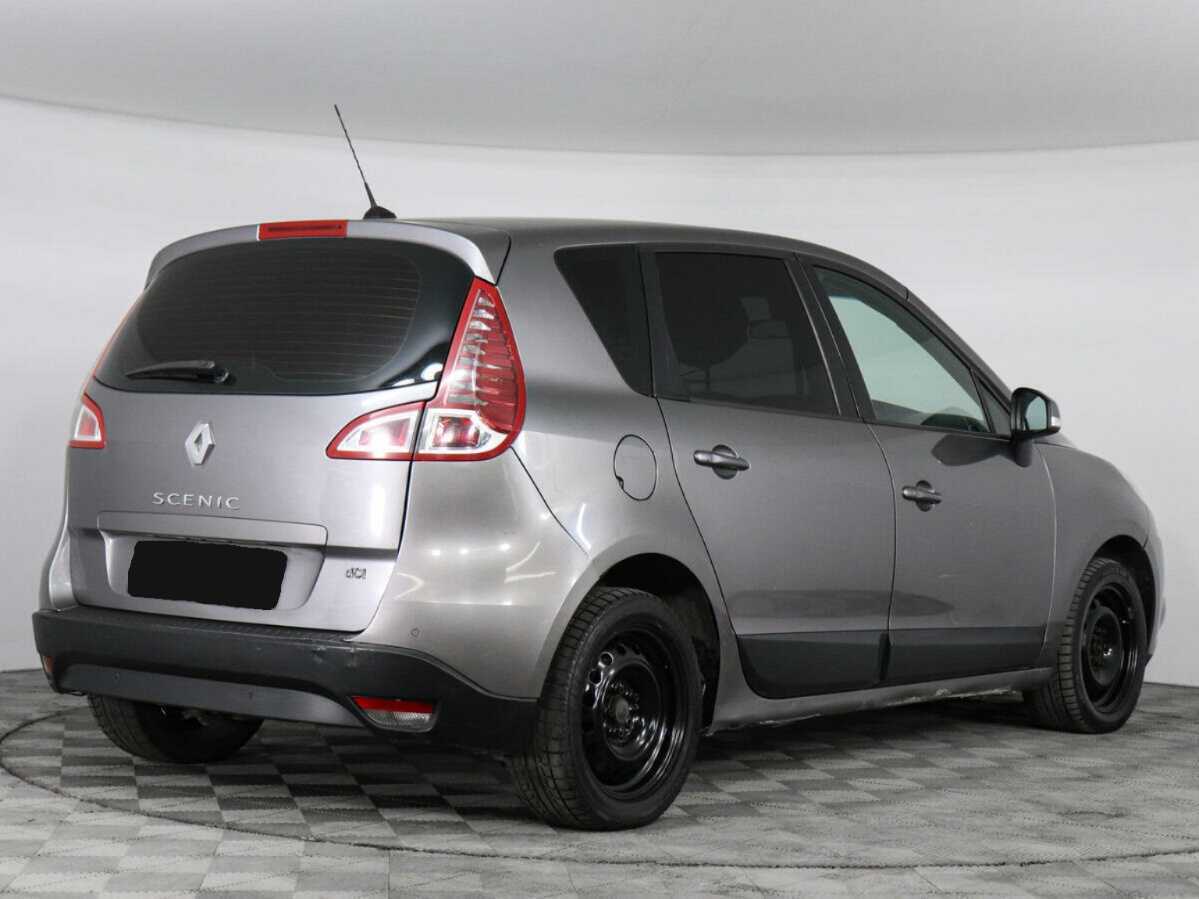 Renault Scenic с пробегом — 2010 год. Фото: #2