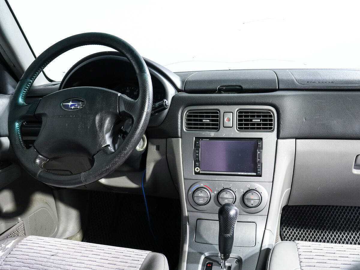 Subaru Forester с пробегом — 2002 год. Фото: #11