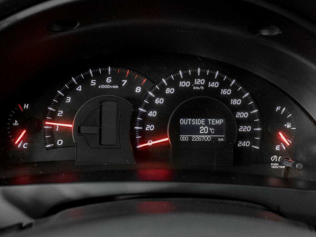 Toyota Camry с пробегом — 2006 год. Фото: #10