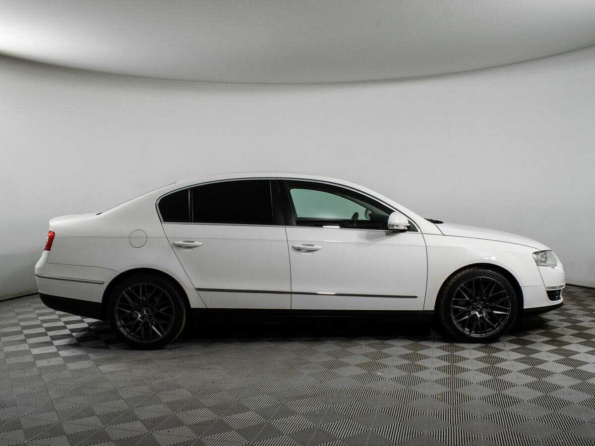 Volkswagen Passat с пробегом — 2010 год. Фото: #3