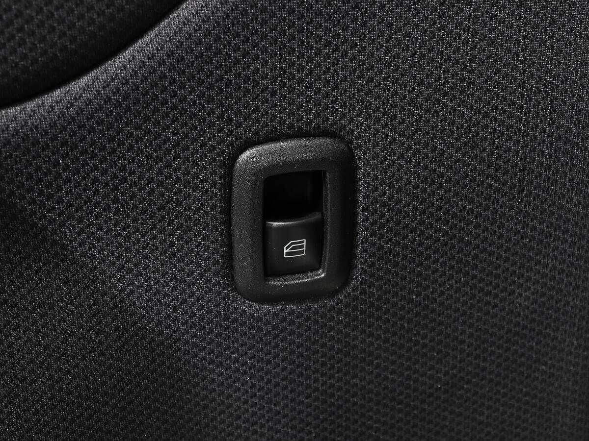 Mercedes-Benz A-Класс с пробегом — 2009 год. Фото: #16