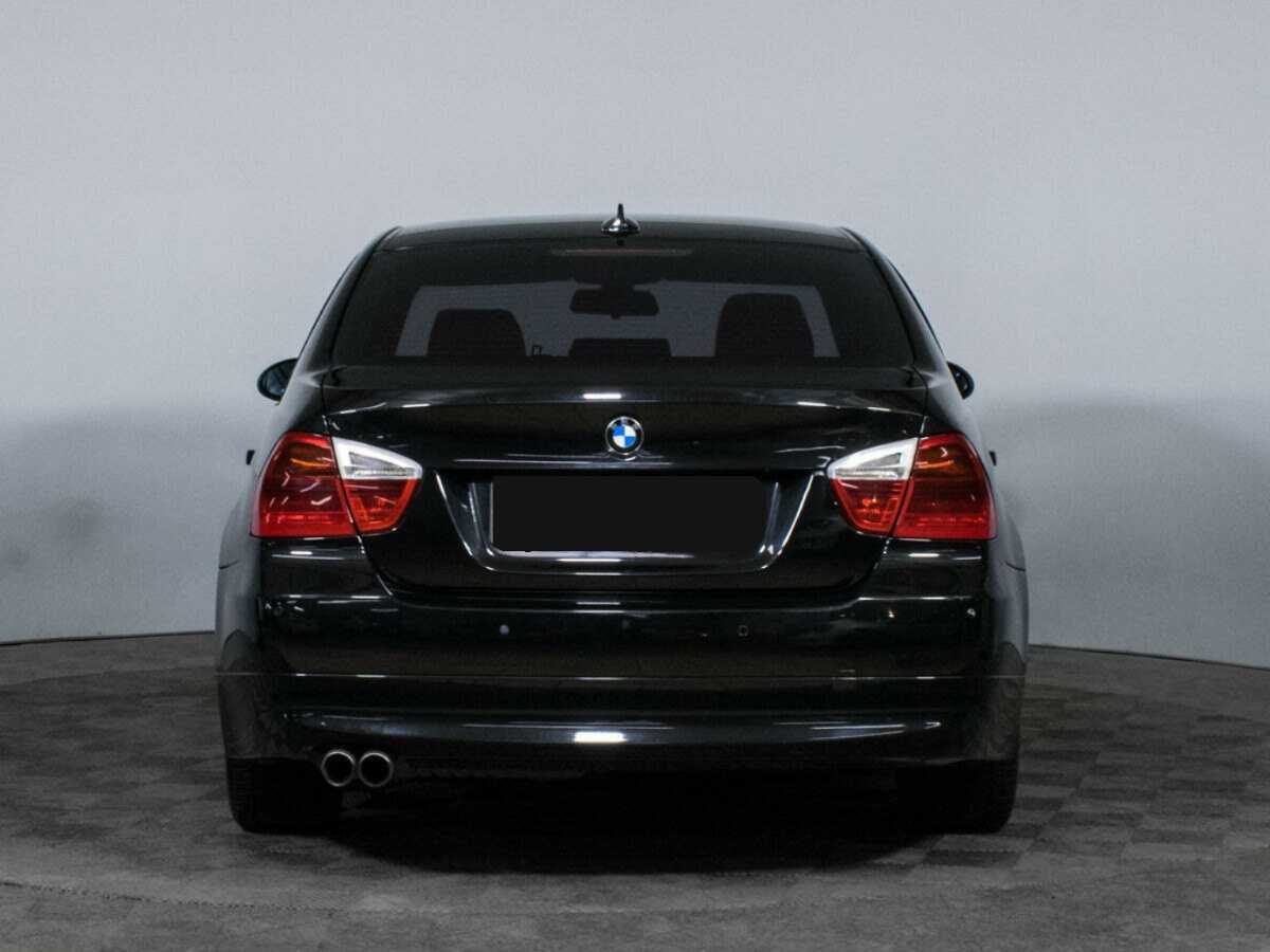 BMW 3 серии с пробегом — 2005 год. Фото: #5