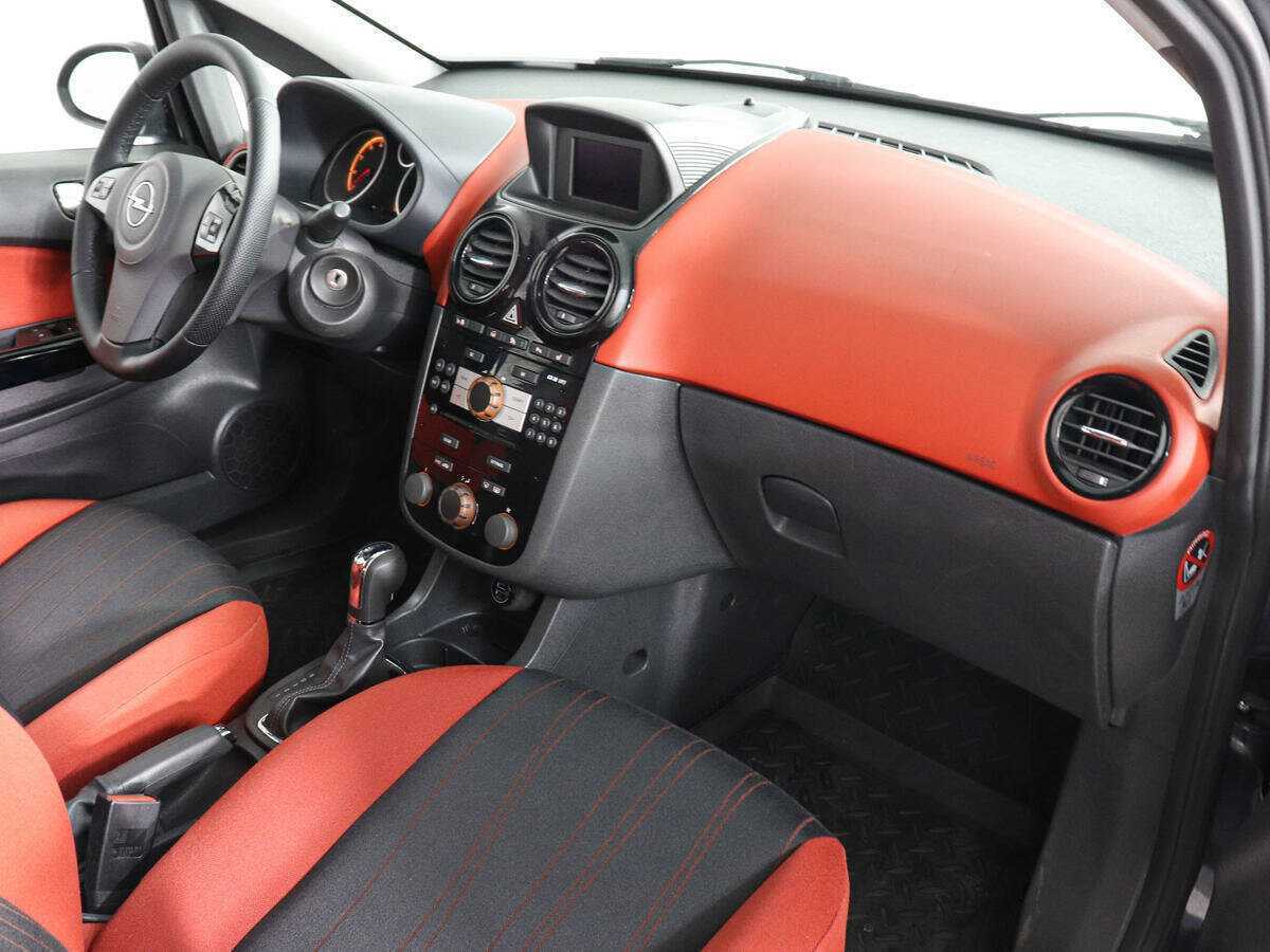 Opel Corsa с пробегом — 2008 год. Фото: #9