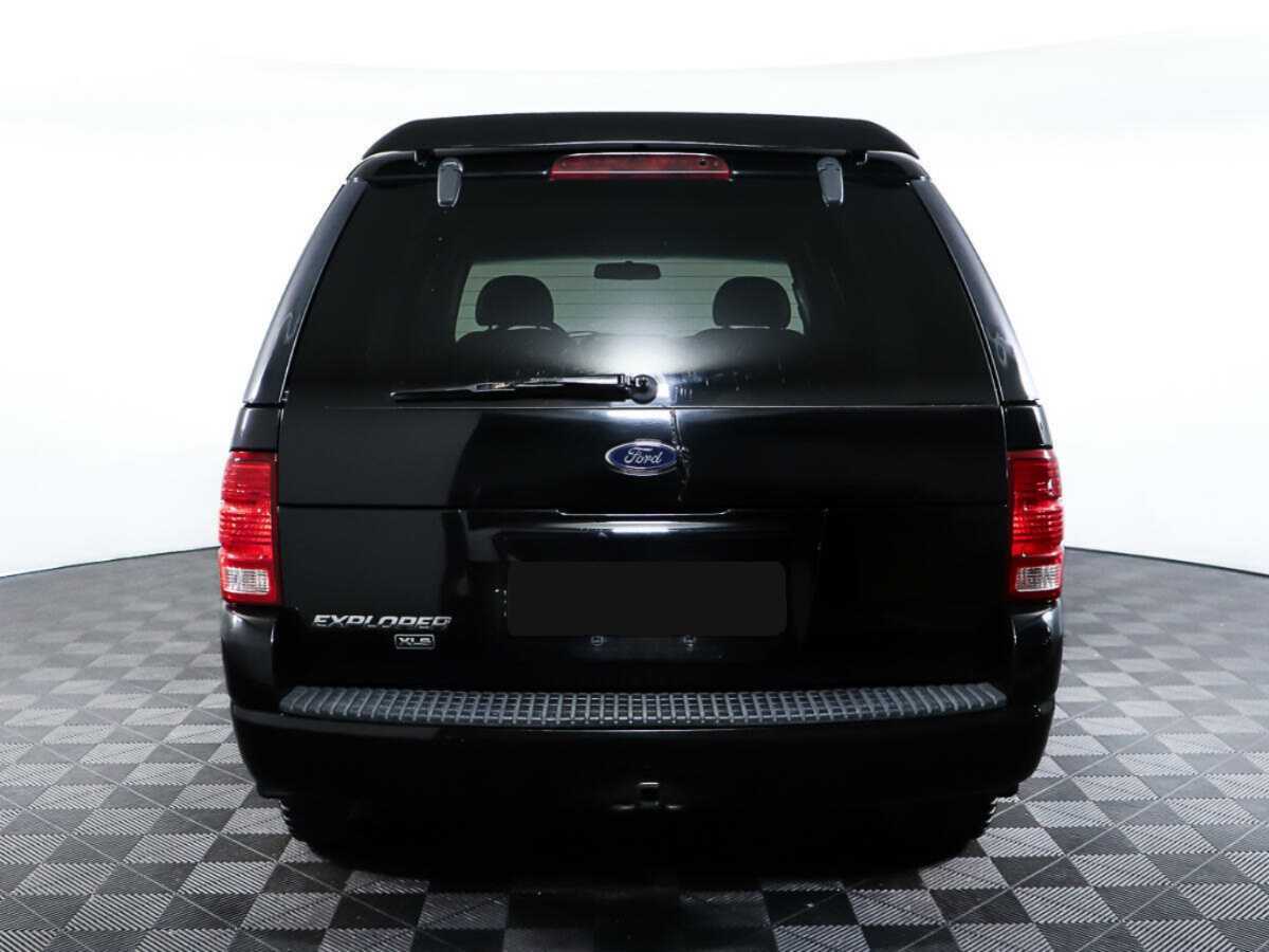 Ford Explorer с пробегом — 2002 год. Фото: #5