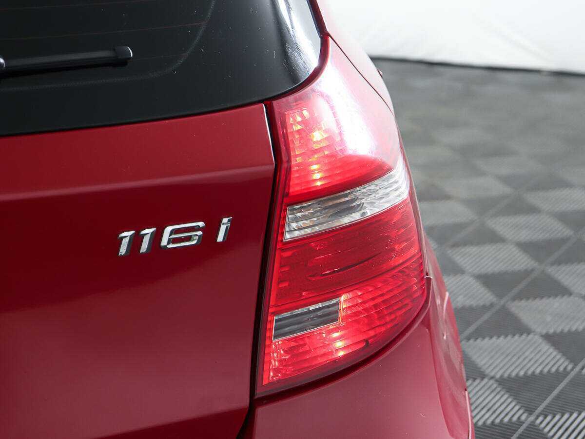 BMW 1 серии с пробегом — 2011 год. Фото: #17